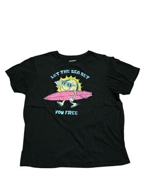 sun with surfboard tee